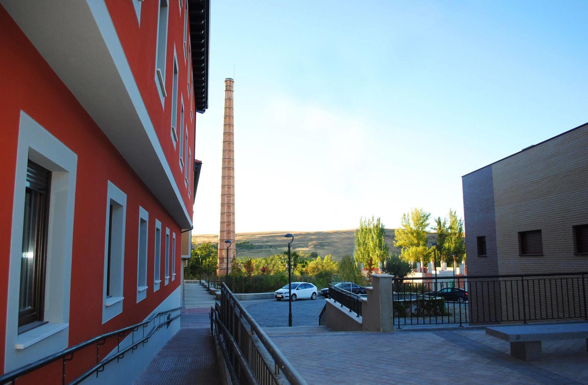 The Factory Residence Hall Segóvia Exterior foto